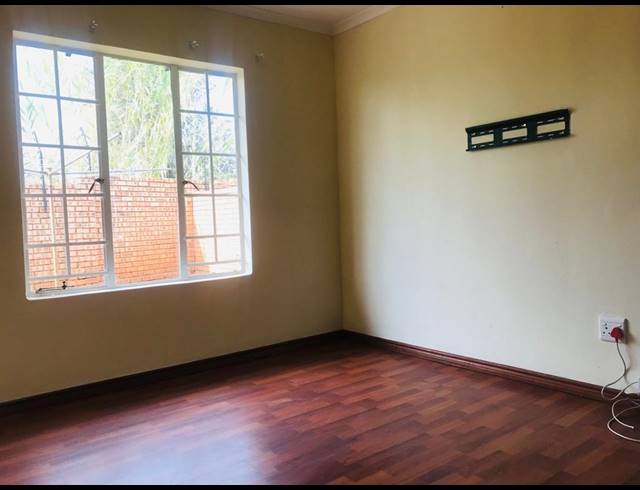 2 BEDROOM HOUSE TO LET IN AMANDASIG